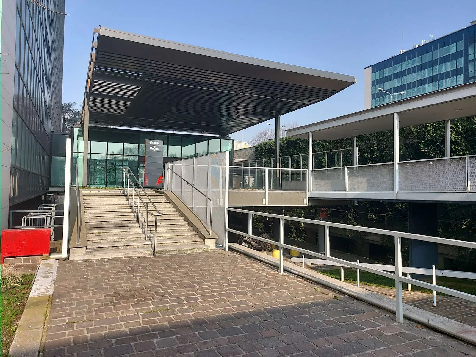 Regus Milan, Corsico, Facciata dell'edificio, Corsico