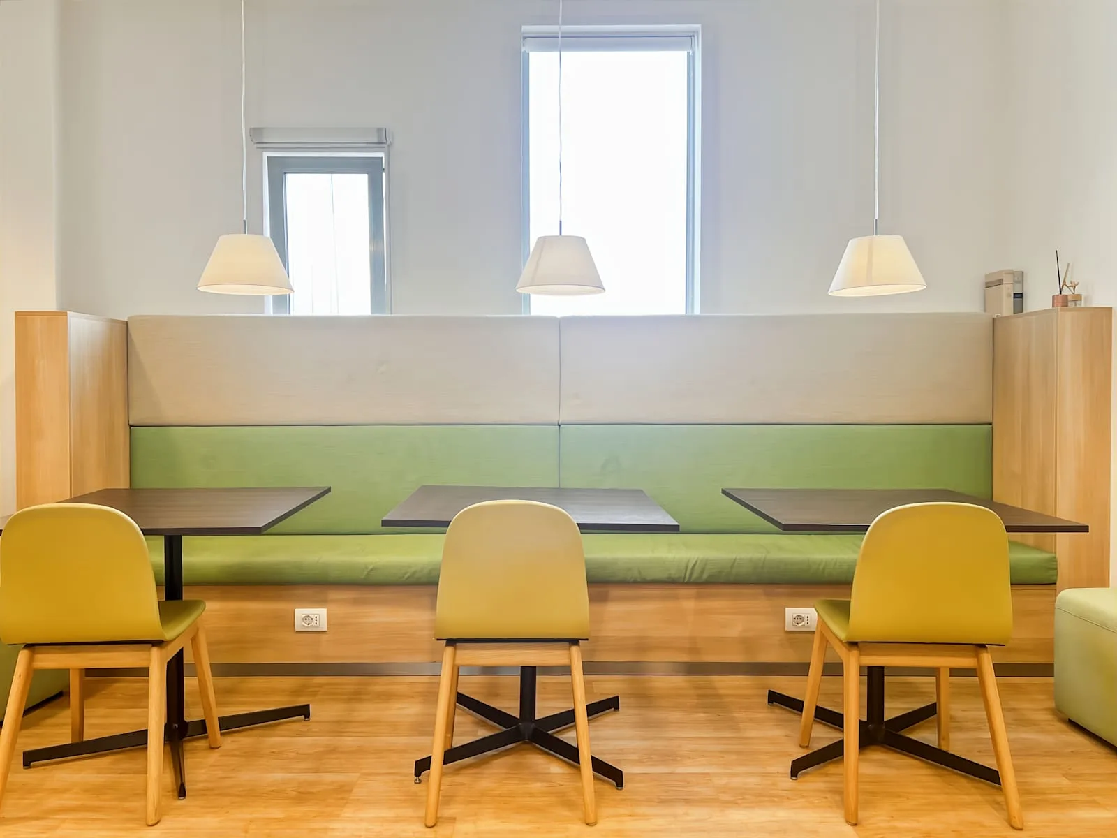 Regus MILAN, Milanofiori 2, Cafeteria, Assago