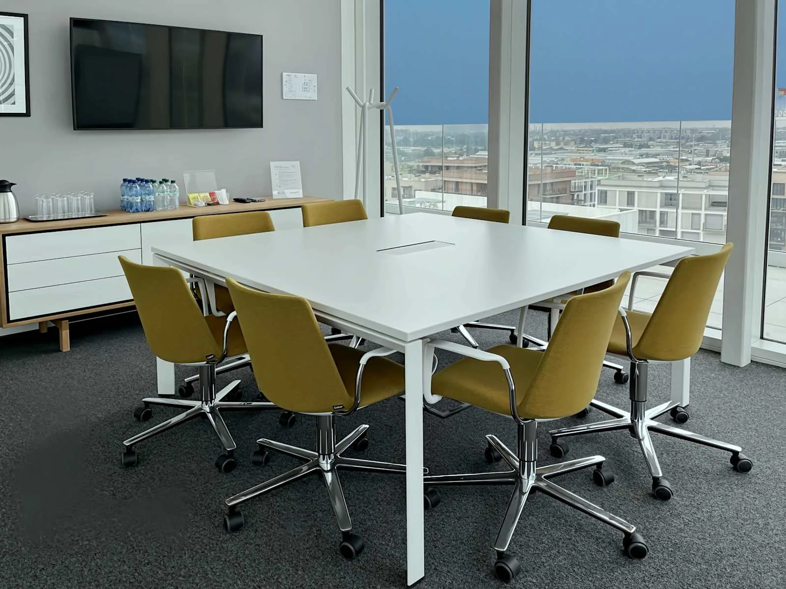 Regus Milan, Park West, Sala riunioni da 8 persone, Milano