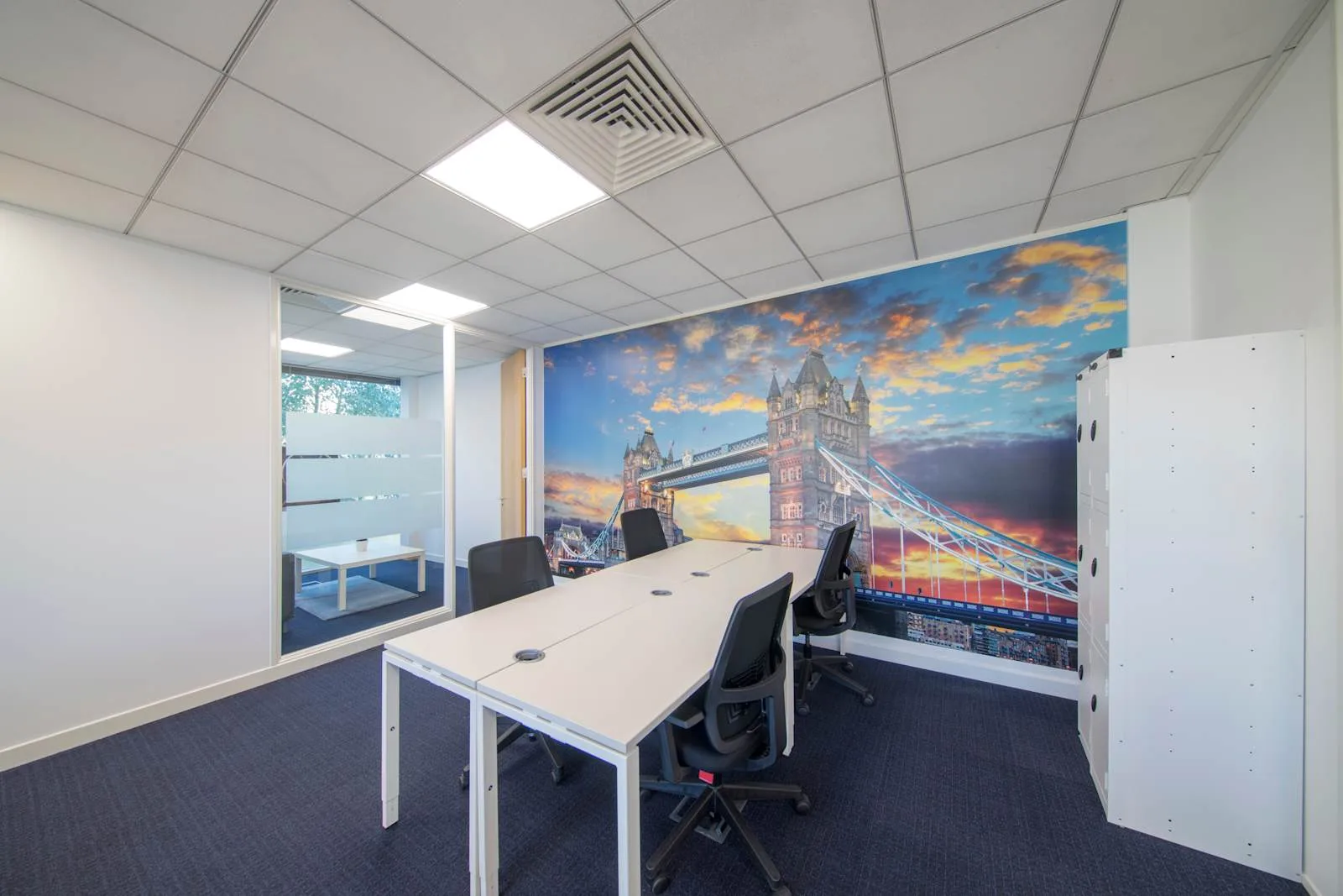 Regus MILTON KEYNES, Atterbury Lakes, Bureau privatif 4 postes, Milton Keynes
