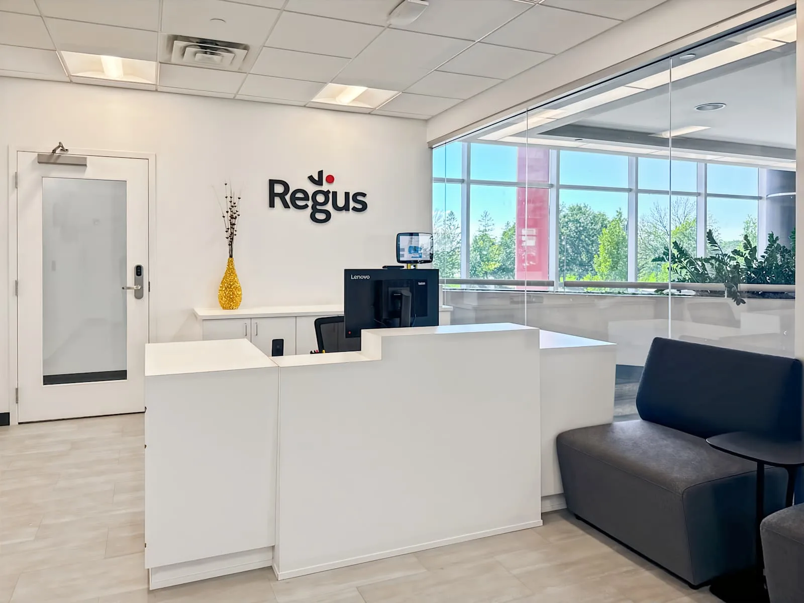 Regus MN, Brooklyn Center - N Summit Dr, Reception, Brooklyn Center, MN