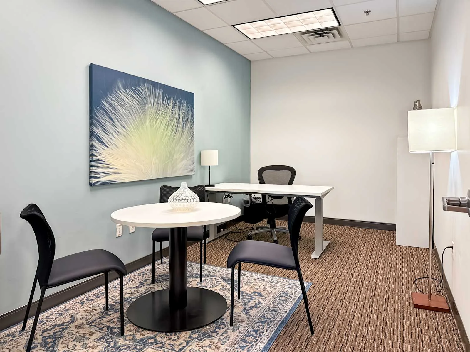 Regus MN, Minneapolis - Maple Grove - Arbor Lakes, Private office, 1 desk, Maple Grove, MN