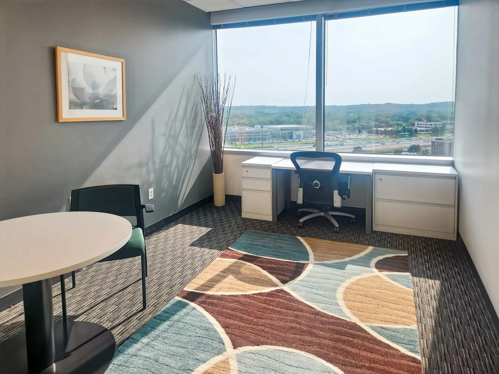 Regus MN, Minneapolis - Minnesota Center, Private office, 1 desk, Bloomington, MN