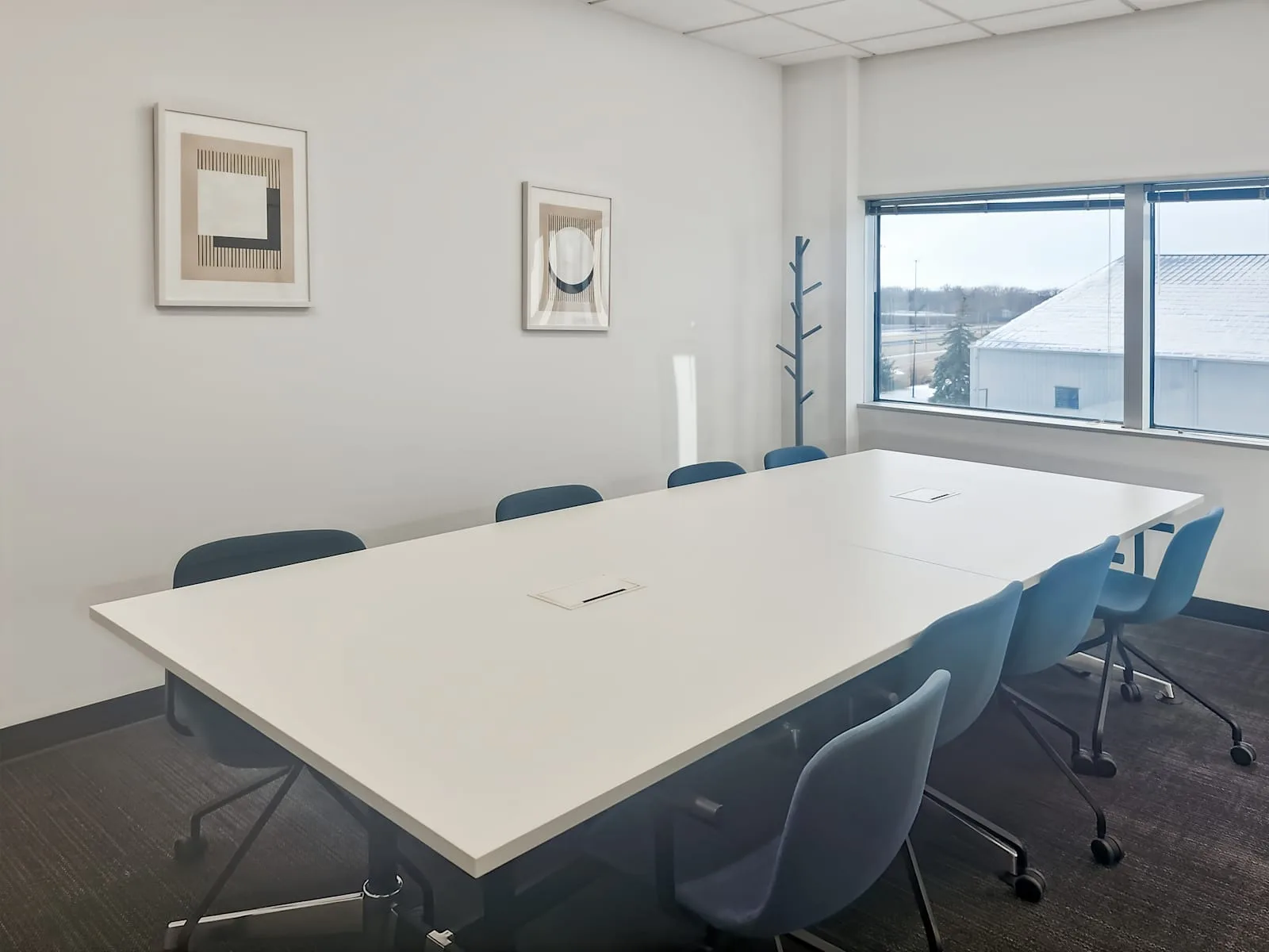 Regus MN, Minneapolis – Olympic Place, Meeting room for 8 people, Bloomington, MN