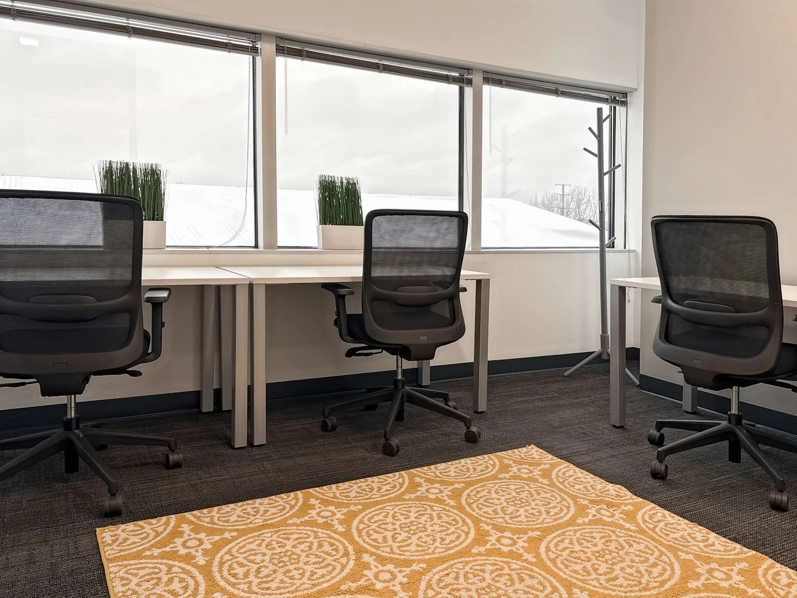 Regus MN, Minneapolis – Olympic Place, Private office, 3 desks, Bloomington, MN