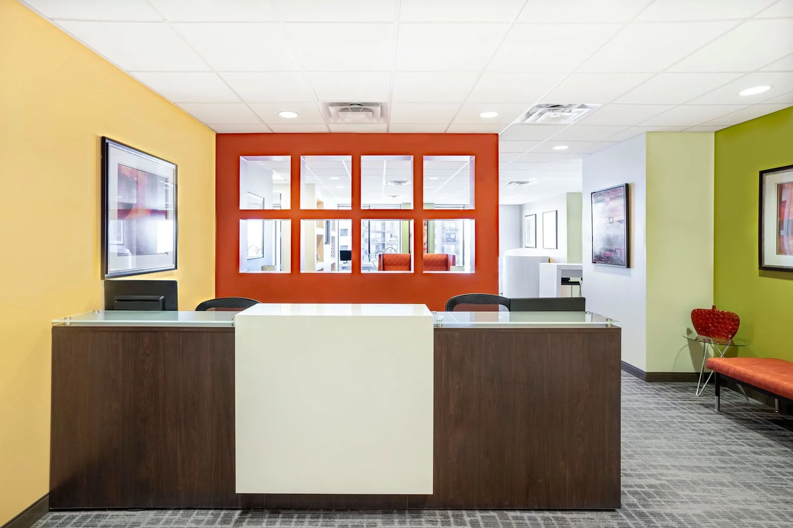 Regus MN, Minneapolis - St. Paul - Town Square Tower, Reception, St. Paul, MN