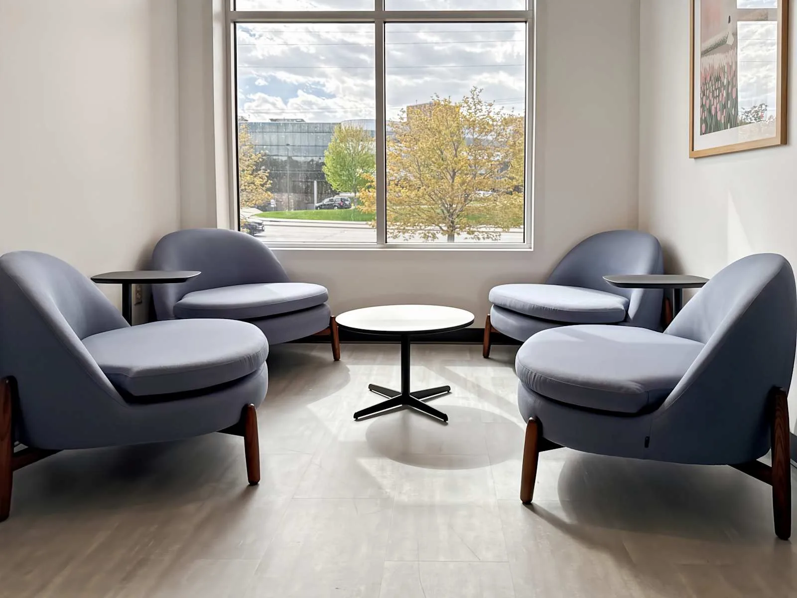 Regus MN, Minnetonka - County Road, Lounge, Minnetonka, MN