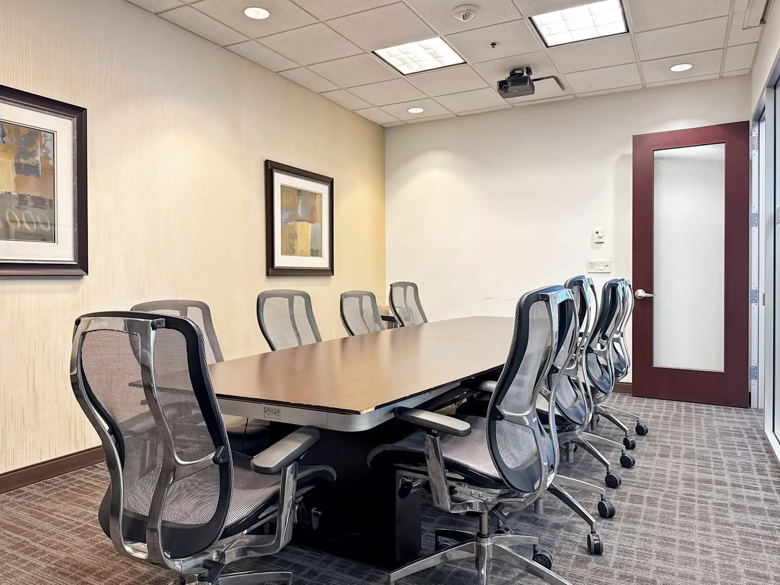 Regus MN, St. Louis Park - West End, Meeting room for 10 people, St. Louis Park, MN