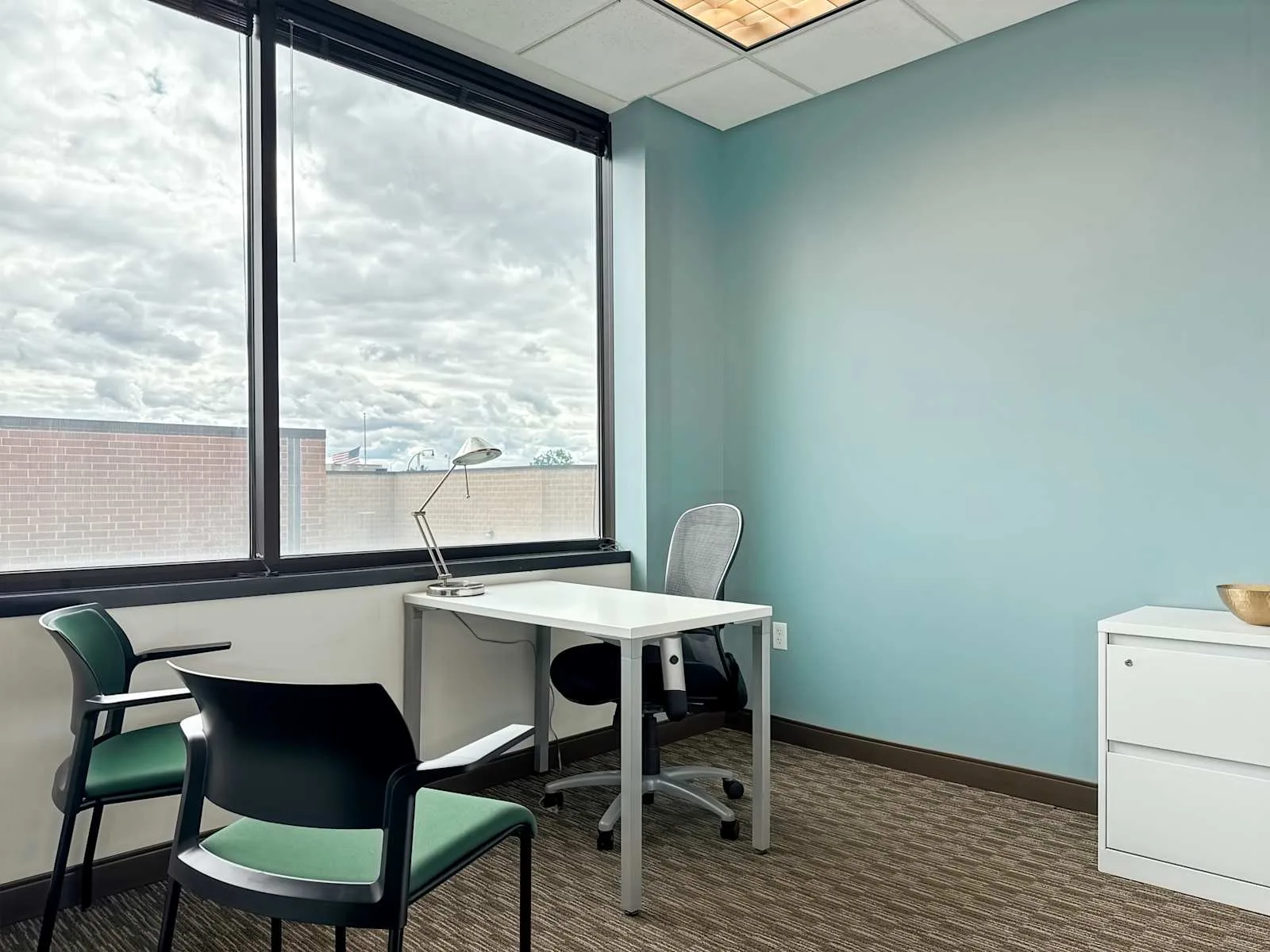 Regus MN, St. Louis Park - West End, Private office, 1 desk, St. Louis Park, MN