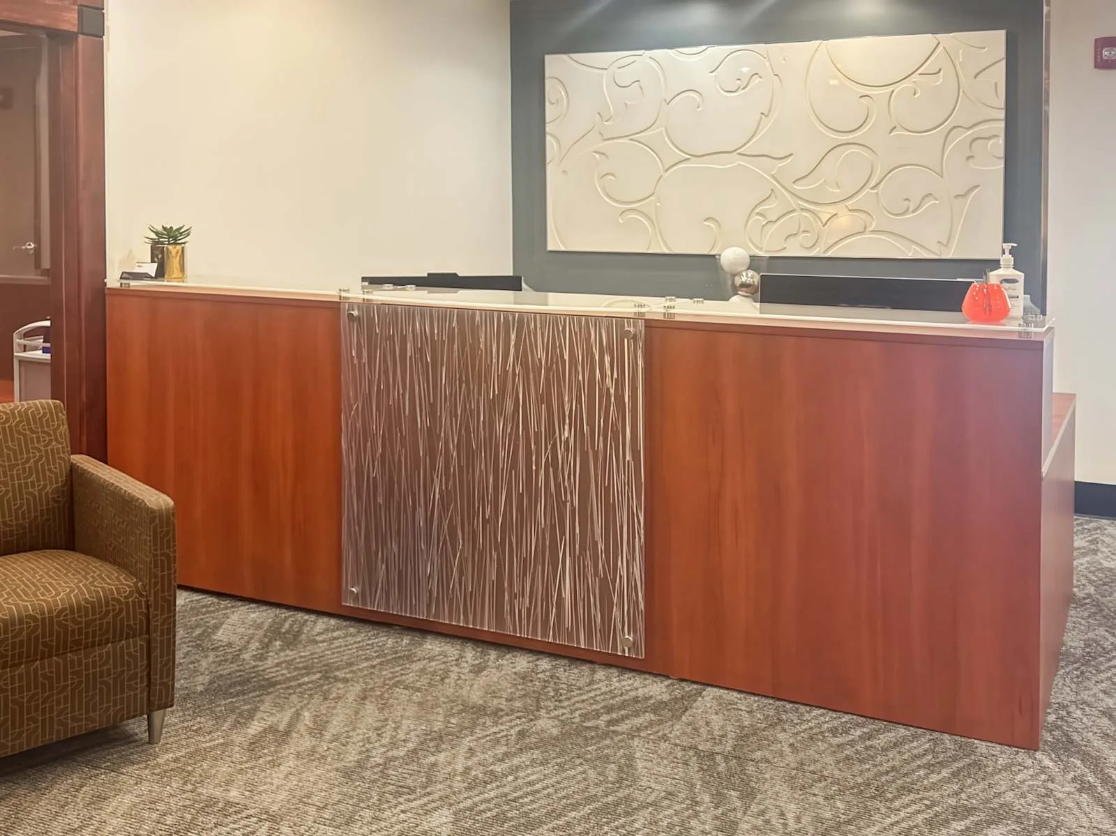 Regus MO, Kansas City - Country Club Plaza, Reception, Kansas City, MO