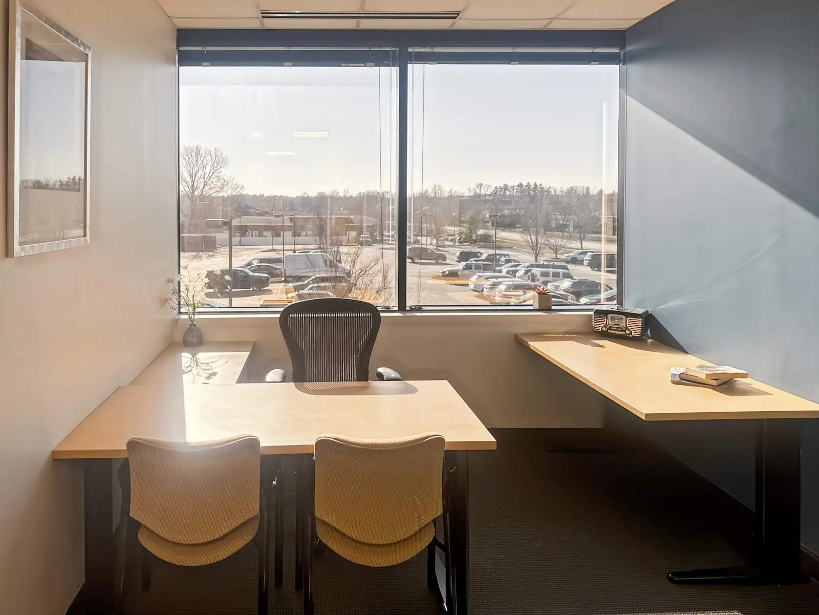 Regus MO, St. Louis - Chesterfield, Private office, 1 desk, Chesterfield, MO