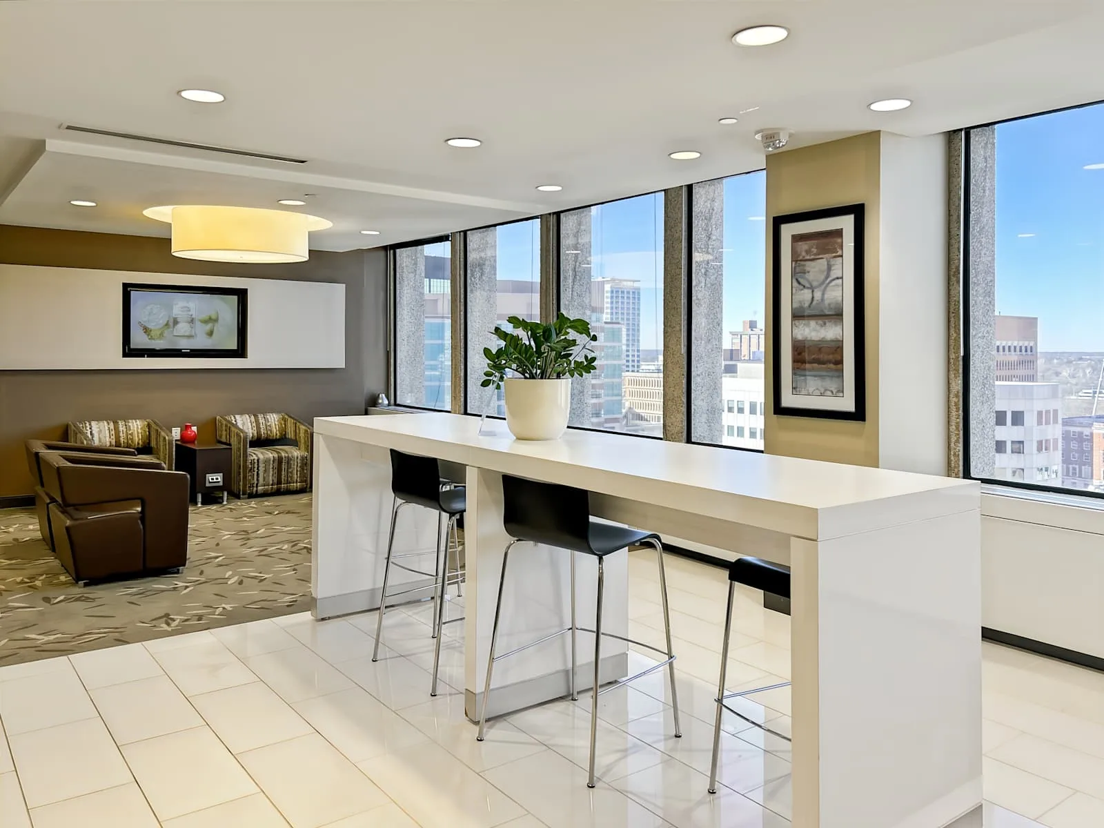 Regus MO, St. Louis - Clayton - Pierre Laclede, Coworking space, Clayton, MO