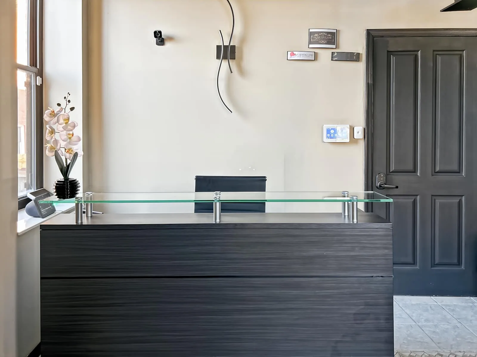 Regus MO, St. Louis - The Luxe on Lami, Reception, Shrewsbury, MO