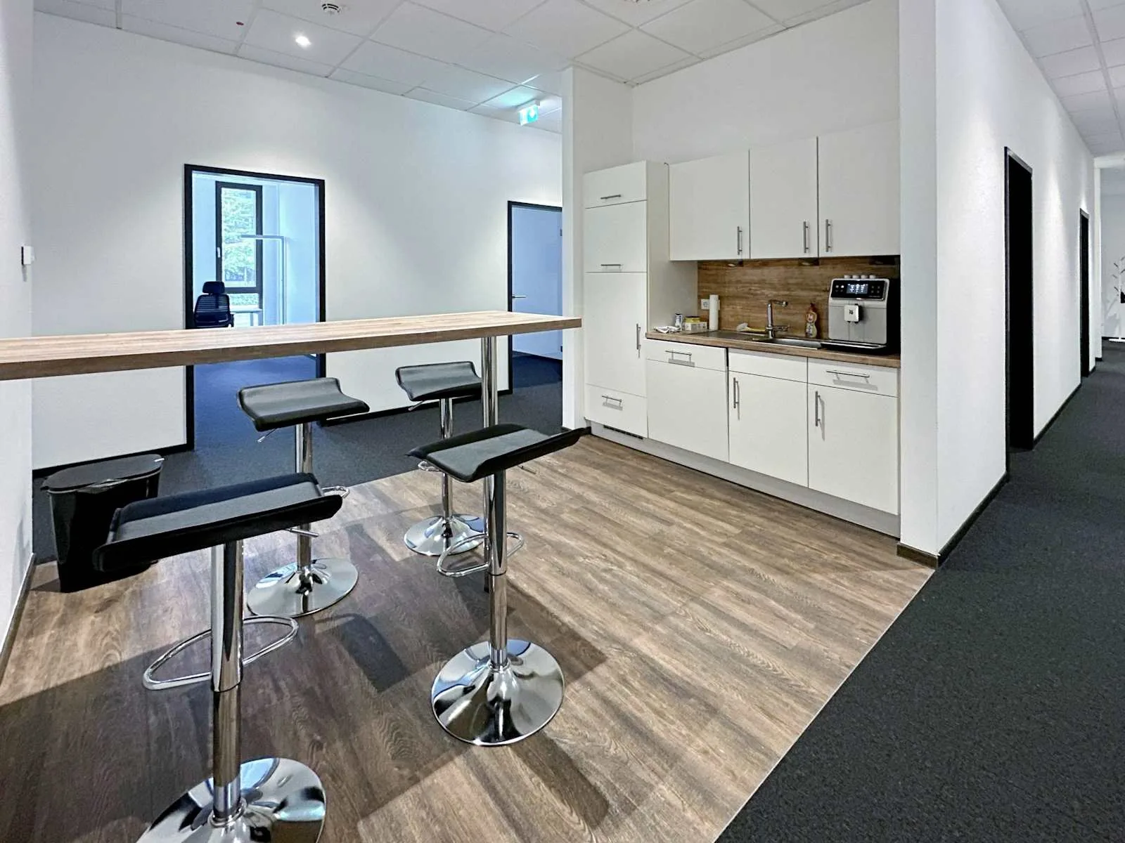 Regus MONHEIM AM RHEIN, Rheinpromenade, Küche, Monheim am Rhein