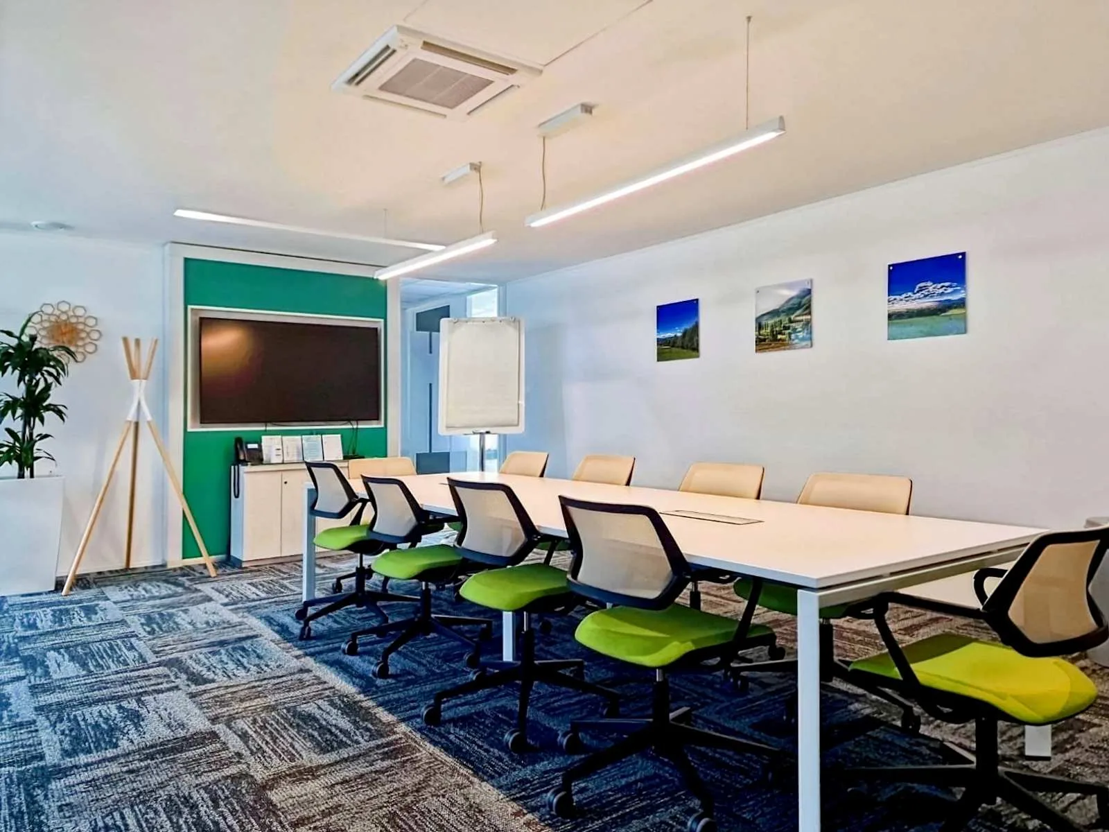 Regus Montbonnot Valley, Besprechungsraum für 10 Personen, Montbonnot-Saint-Martin