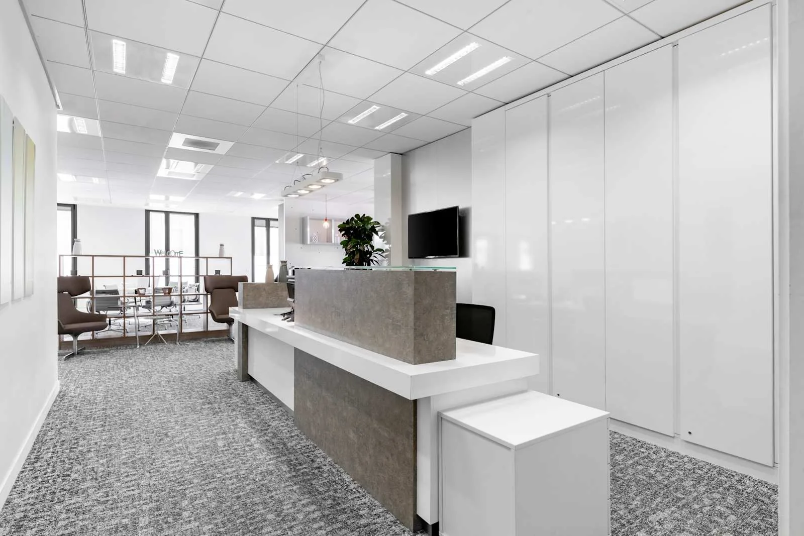 Regus MONTEVRAIN, Gare Val d'Europe, Montevrain, Reception, Montevrain