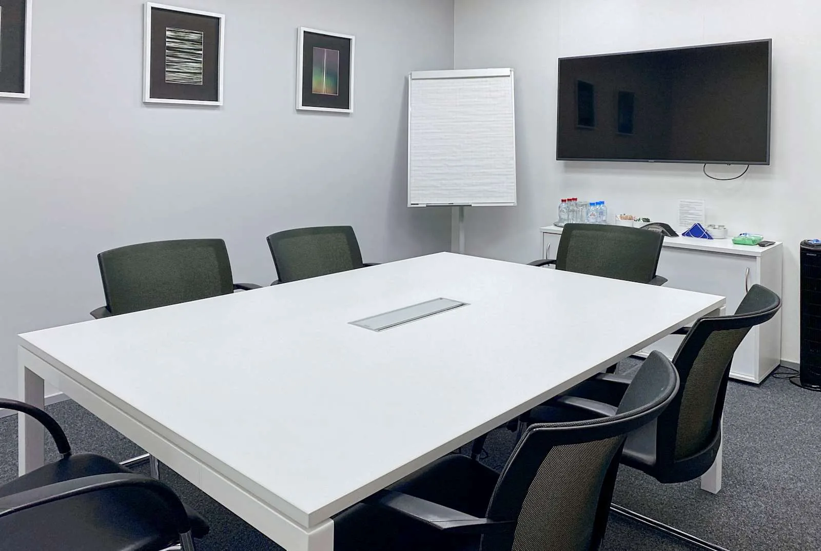 Regus MOSCOW, Kapitoliy, Meeting room for 6 people, Moscow