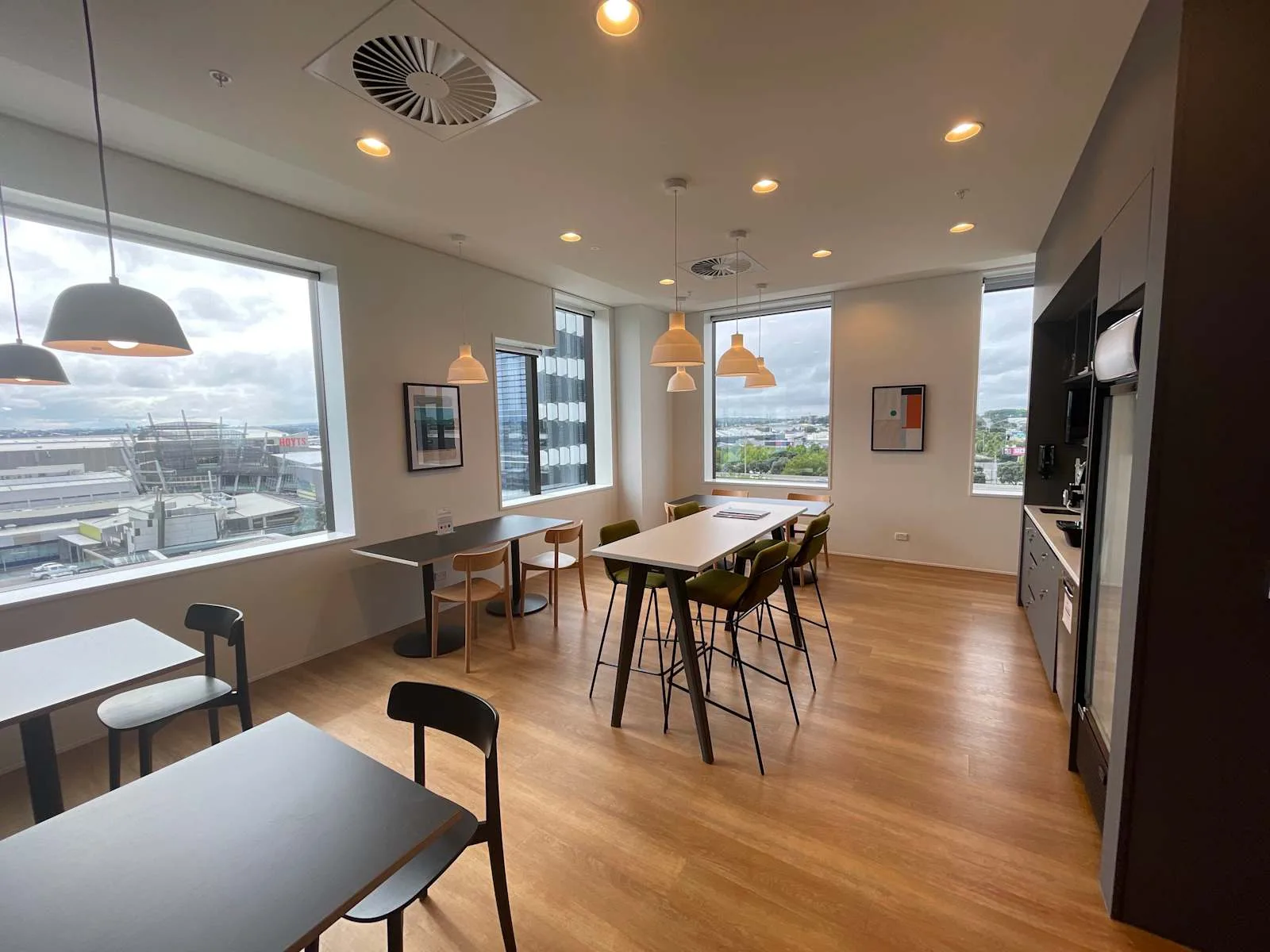 Regus Mount Wellington, Sylvia Park, Cafeteria, Auckland