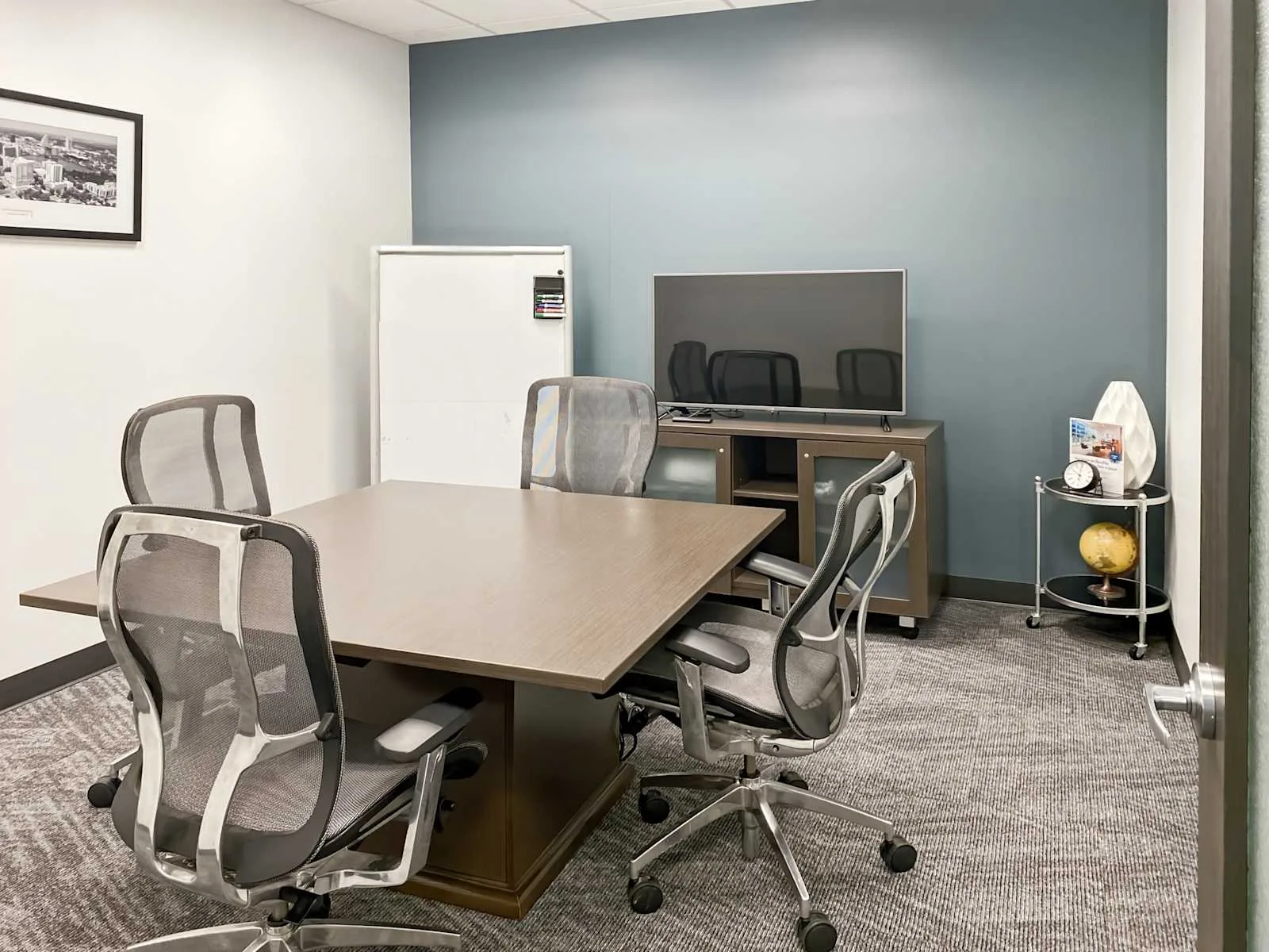 Regus MS, Ridgeland - Renaissance at Colony Park, Meeting room for 4 people, Ridgeland, MS