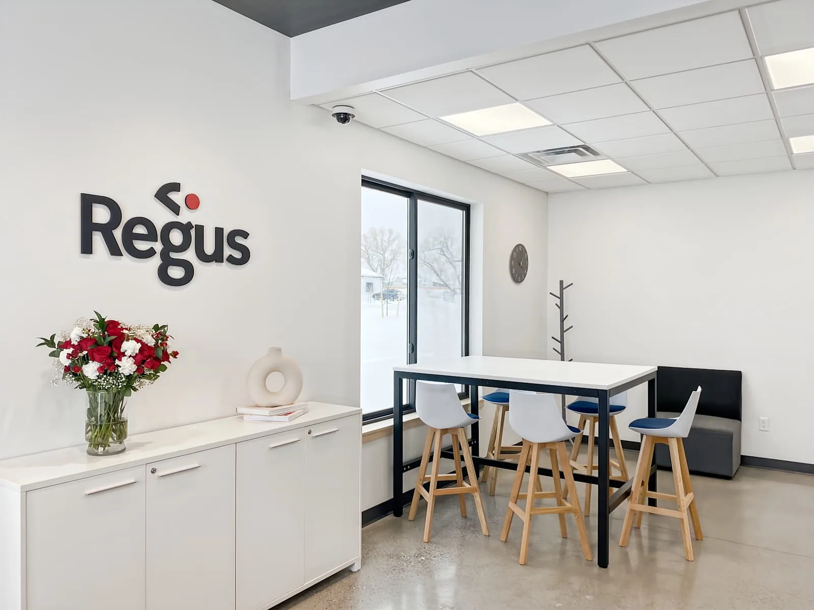 Regus MT, Bozeman - Haley Springs Rd, Lounge, Bozeman, MT