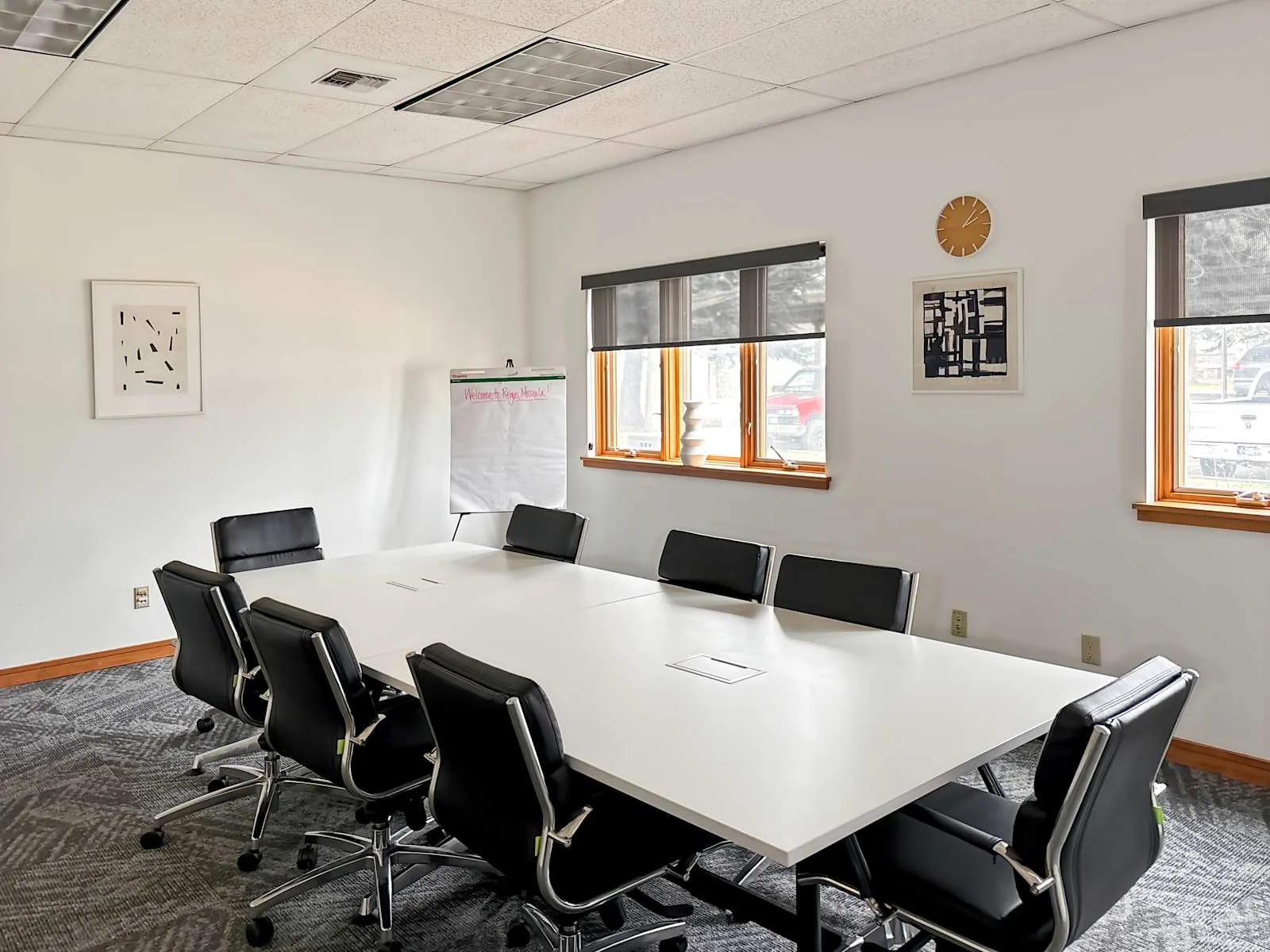 Regus MT, Missoula - Santa Fe Ct., Meeting room for 8 people, Missoula, MT