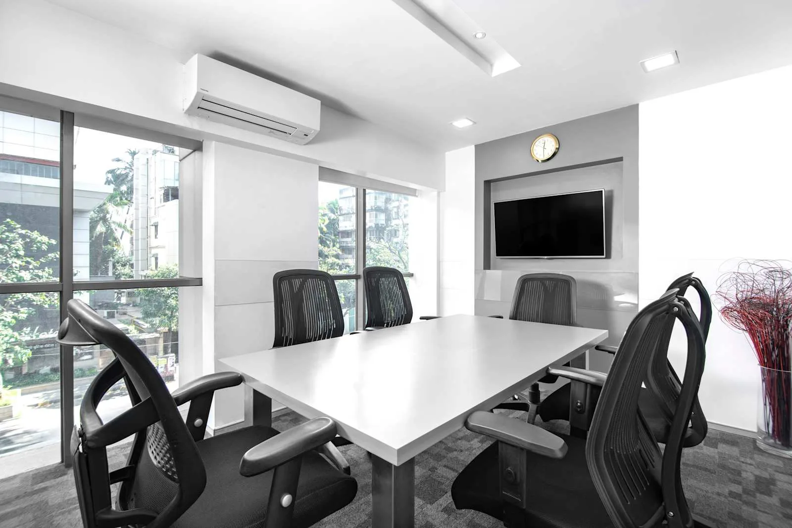Regus MUMBAI, Juhu, Meeting room for 6 people, Mumbai