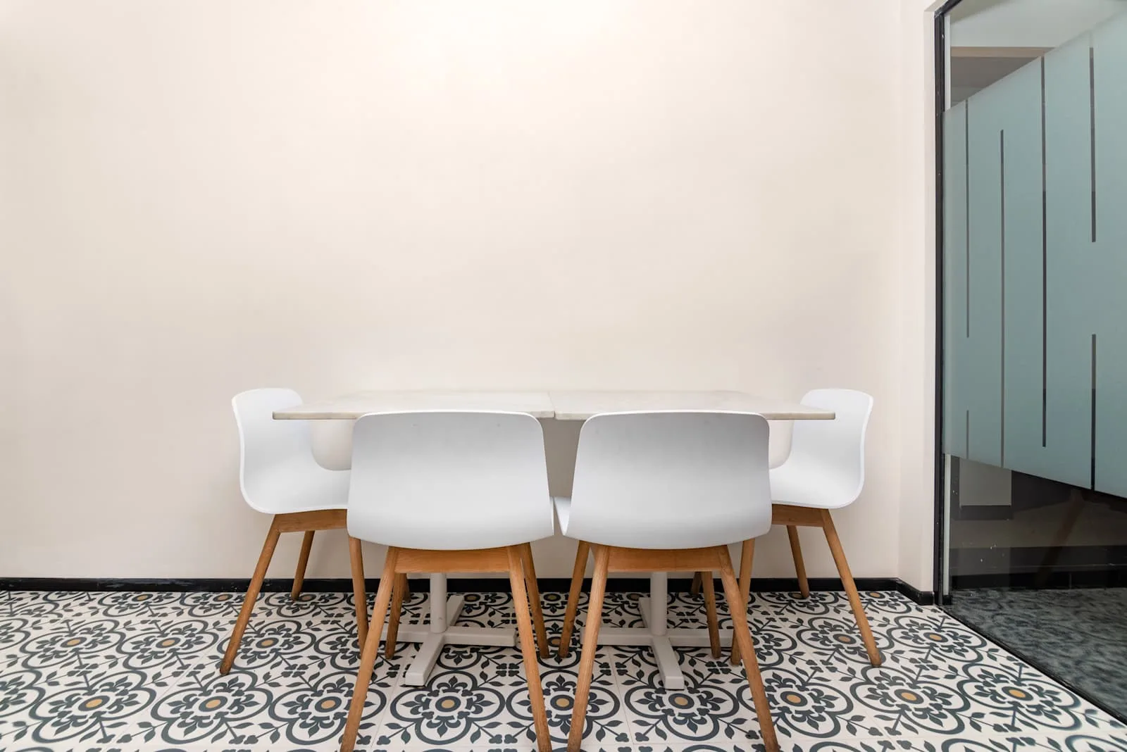 Regus Mumbai, Platina 11F-BKC, Meeting room for 4 people, Mumbai