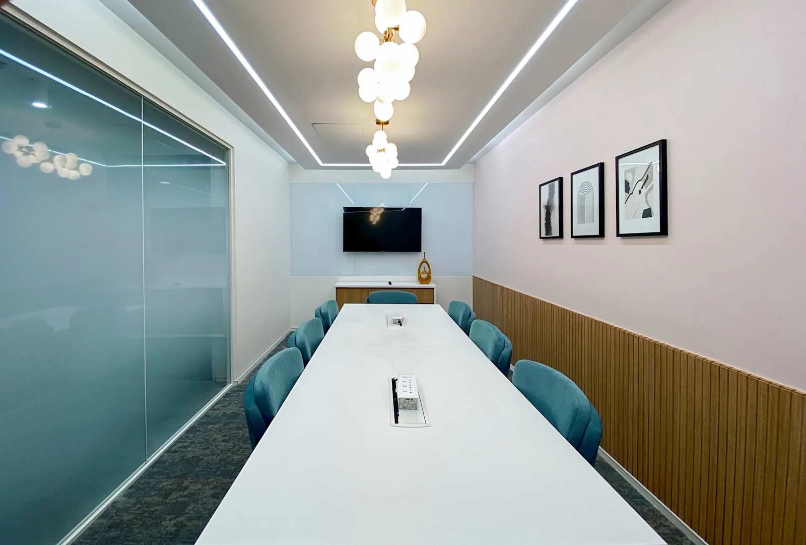 Regus Mumbai, Rupa Renaissance, 9 लोगों के लिए बैठक कक्ष, नवी मुम्बई