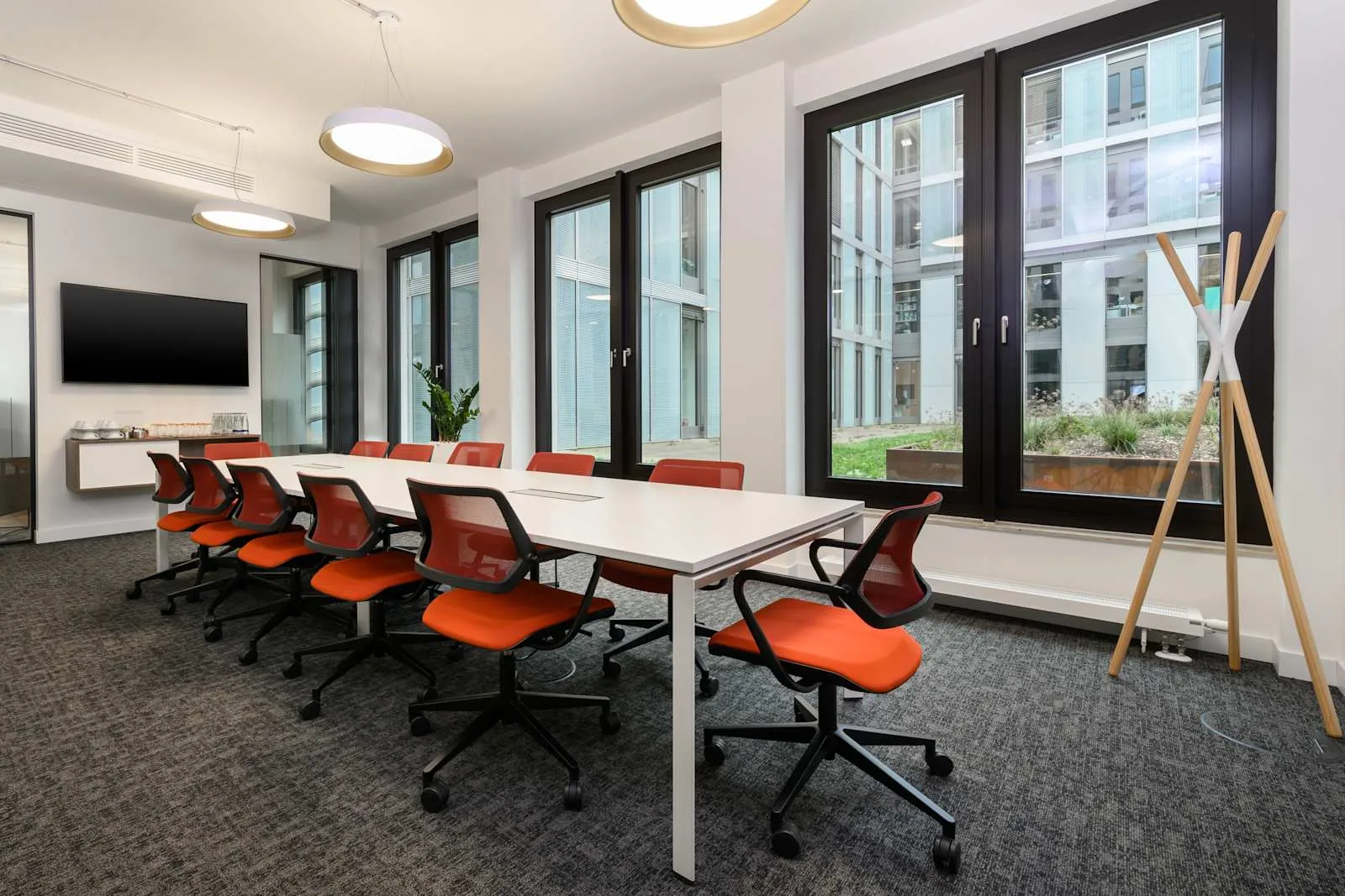 Regus MUNICH, Olympiapark, Meeting room for 12 people, Munich