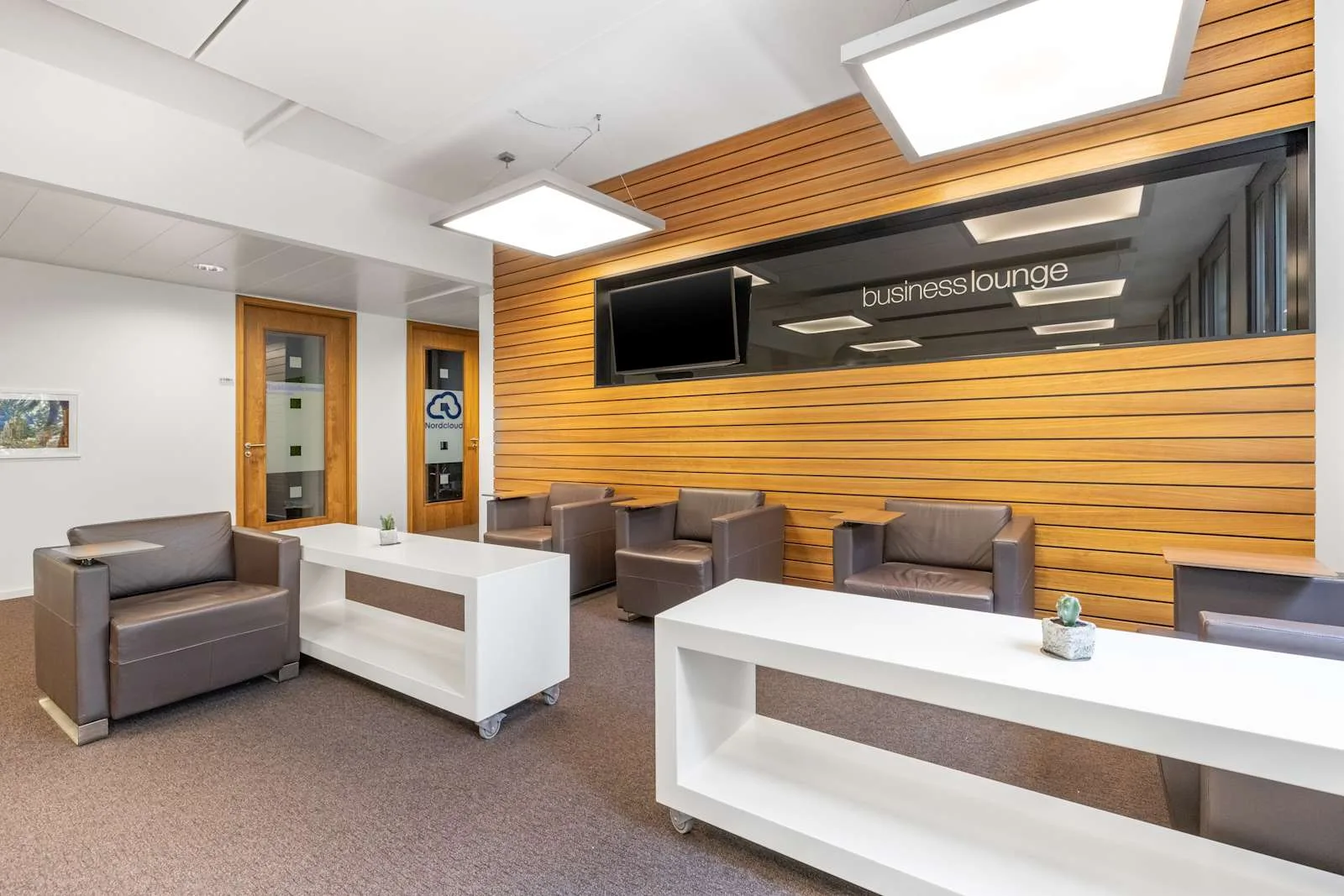 Regus MUNICH, Theresienhöhe, Lounge, Munich
