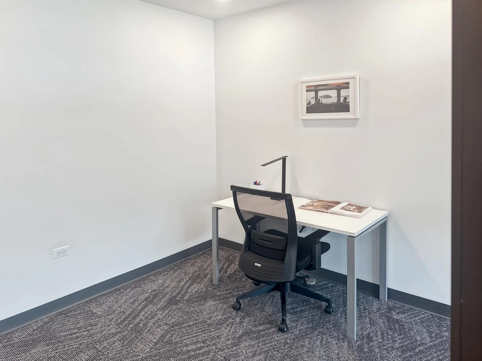 Regus IN, Munster - N Centennial Dr, Private office, 1 desk, Munster, IN