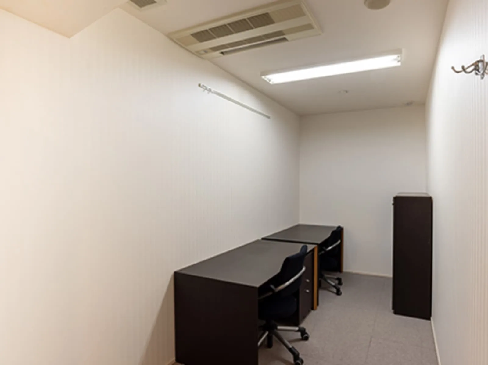 Regus NAGOYA, Kokusai Center Ekimae, Private office, 2 desks, Nagoya