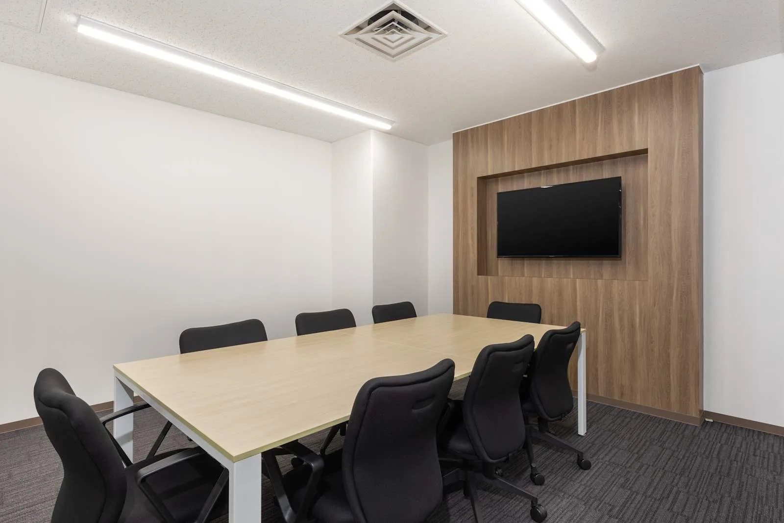 Regus NAGOYA, Nagoyaeki Higashiguchi, Meeting room for 8 people, Nagoya
