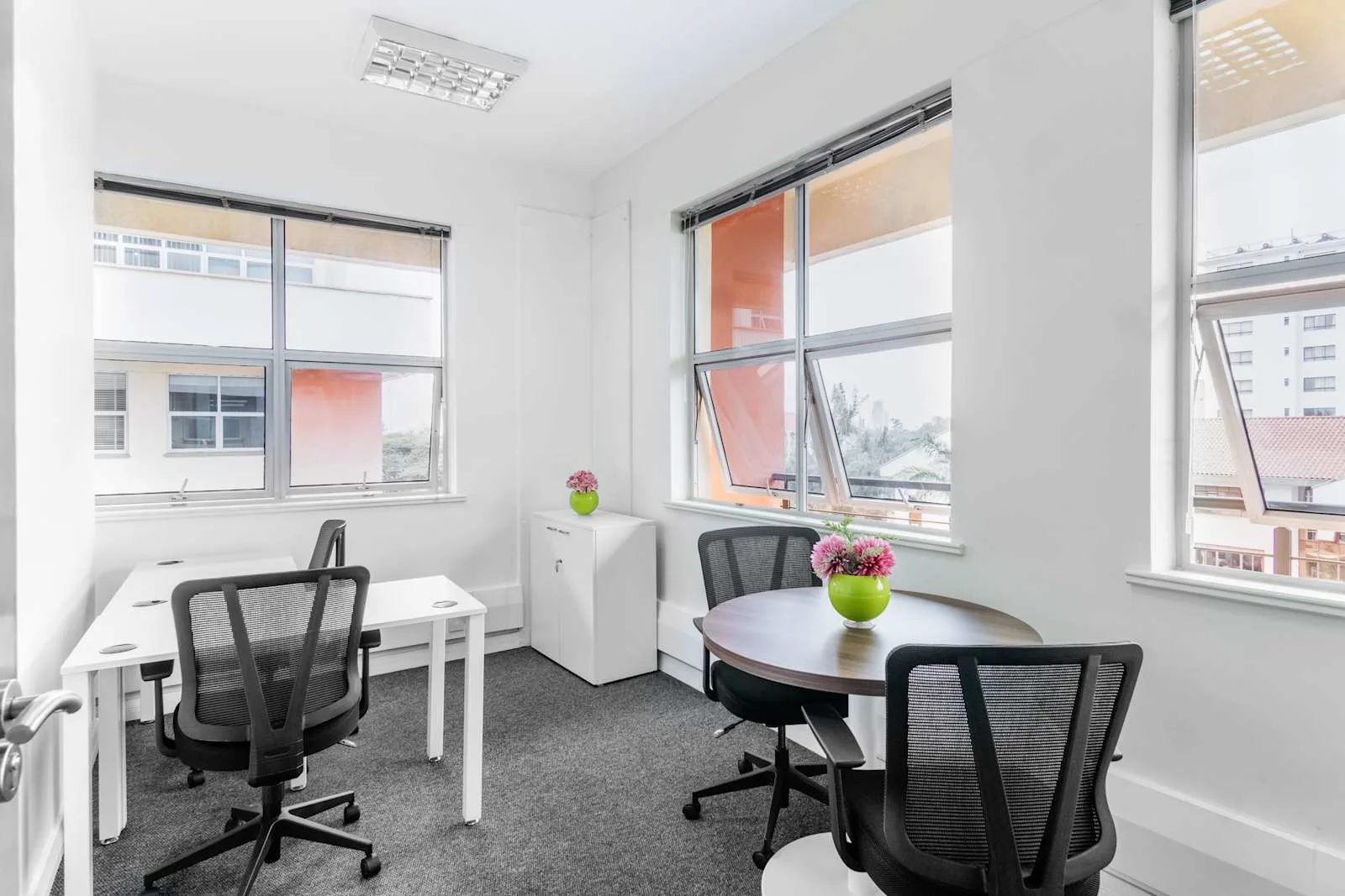 Regus NAIROBI, Laiboni Center, Private office, 2 desks, Nairobi