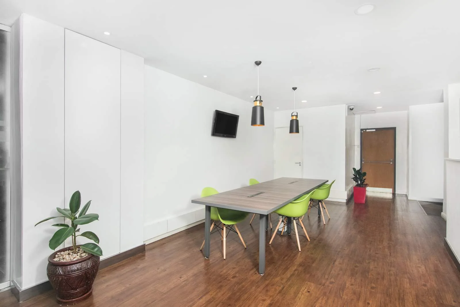 Regus Nairobi, Regus Museum Hill, Meeting room for 6 people, Nairobi