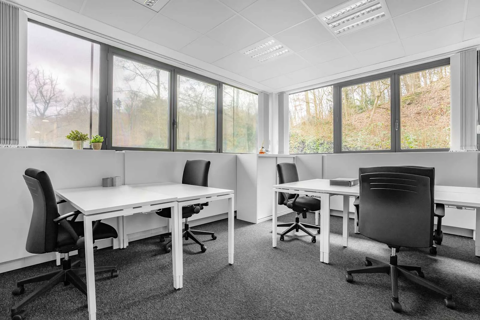 Regus NAMUR, Jambes, Bureau privatif 4 postes, Namur