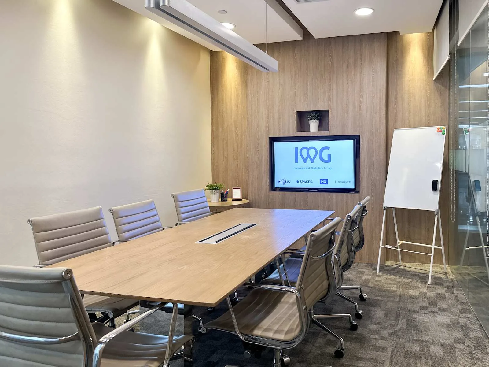 Regus NANCHANG, Yangyang Spring、8人会议室、南昌市