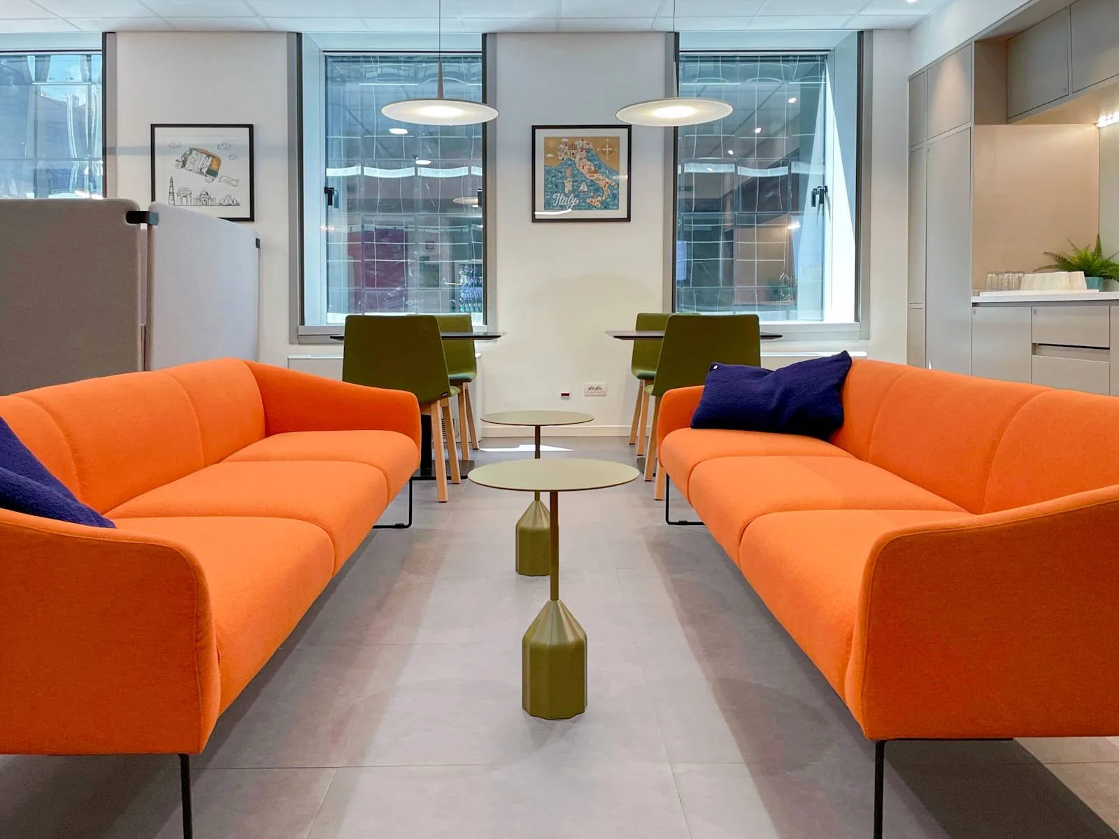 Regus Naples, Centro Direzionale, Espace détente, Naples