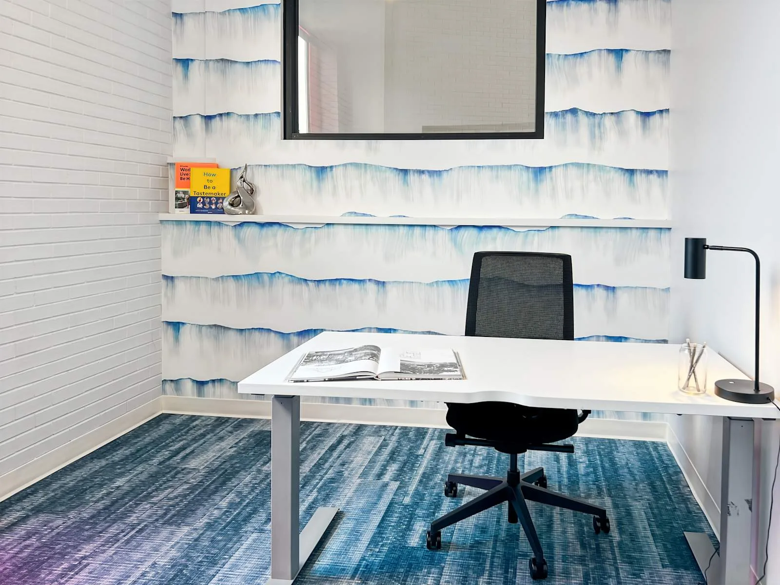 Regus NC, Charlotte - 3117 Whiting Avenue, Private office, 1 desk, Charlotte, NC