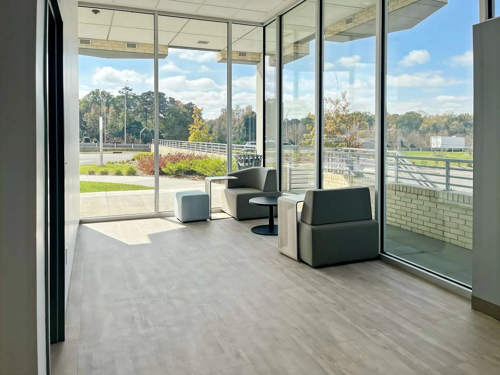 Regus NC, Charlotte- E Independence, Lounge, Charlotte, NC