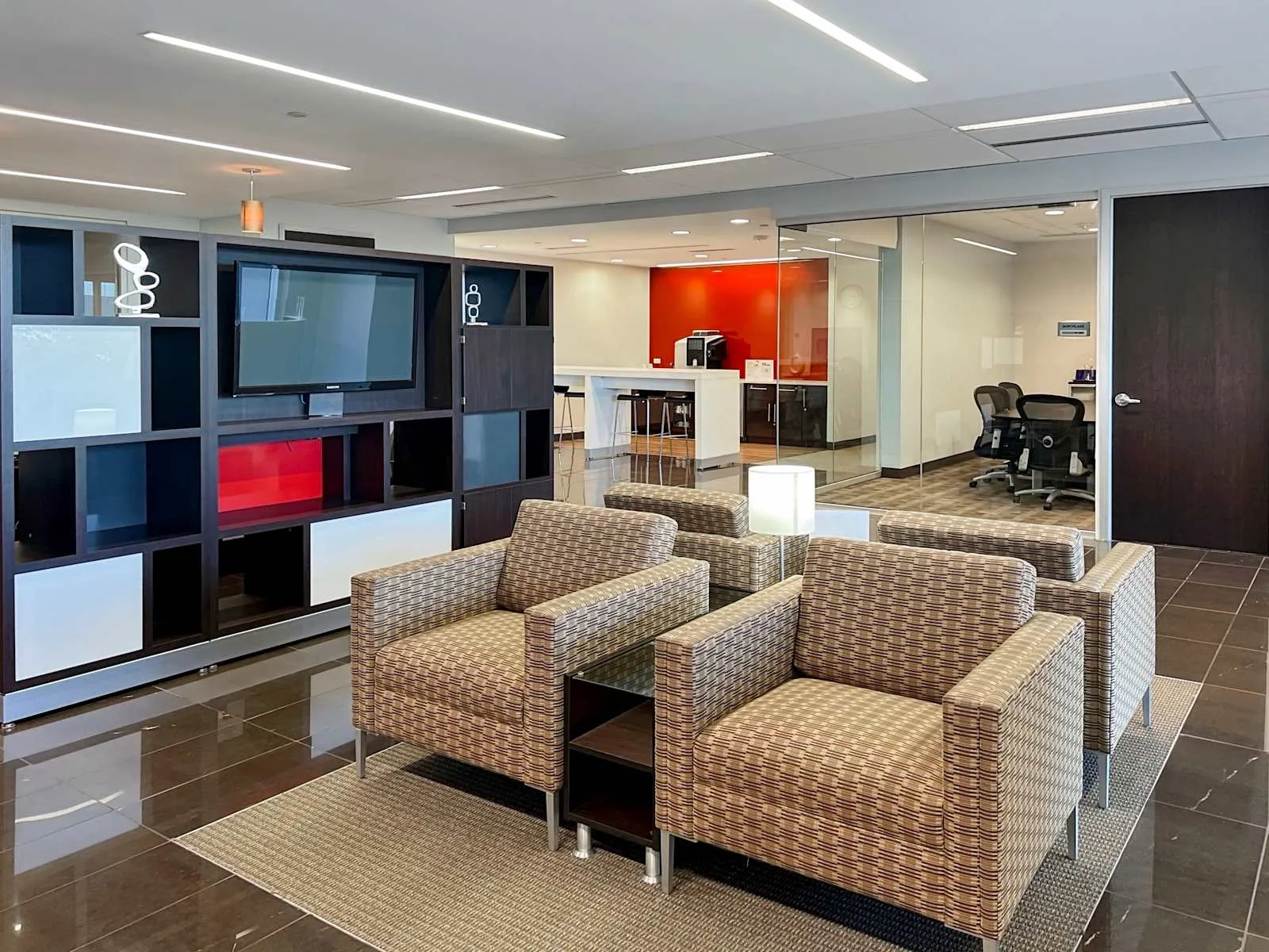Regus NC, Charlotte - Perimeter Woods, Lounge, Charlotte, NC
