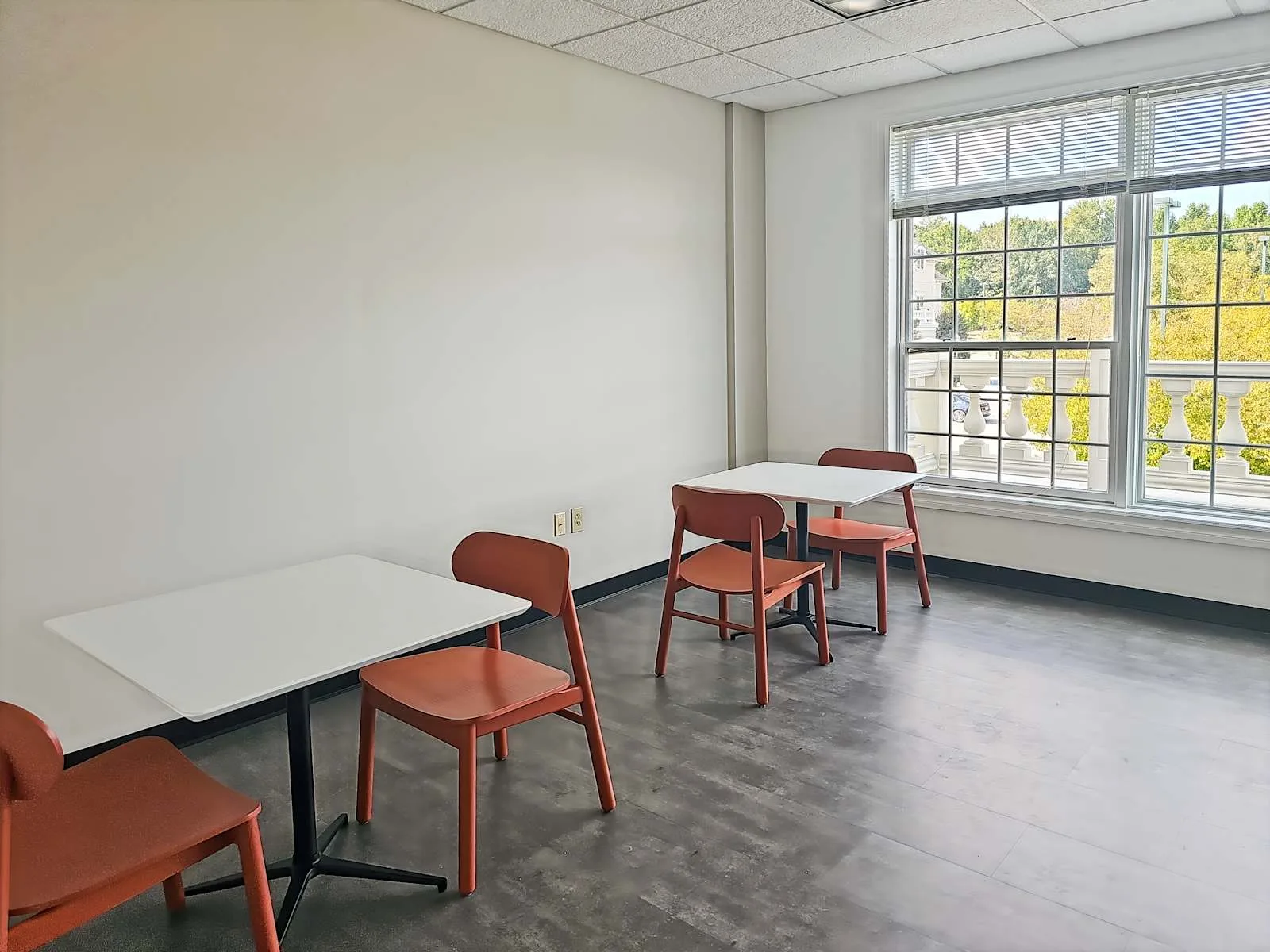 Regus NC, Greensboro - Weybridge Ln, Cafeteria, Greensboro, NC