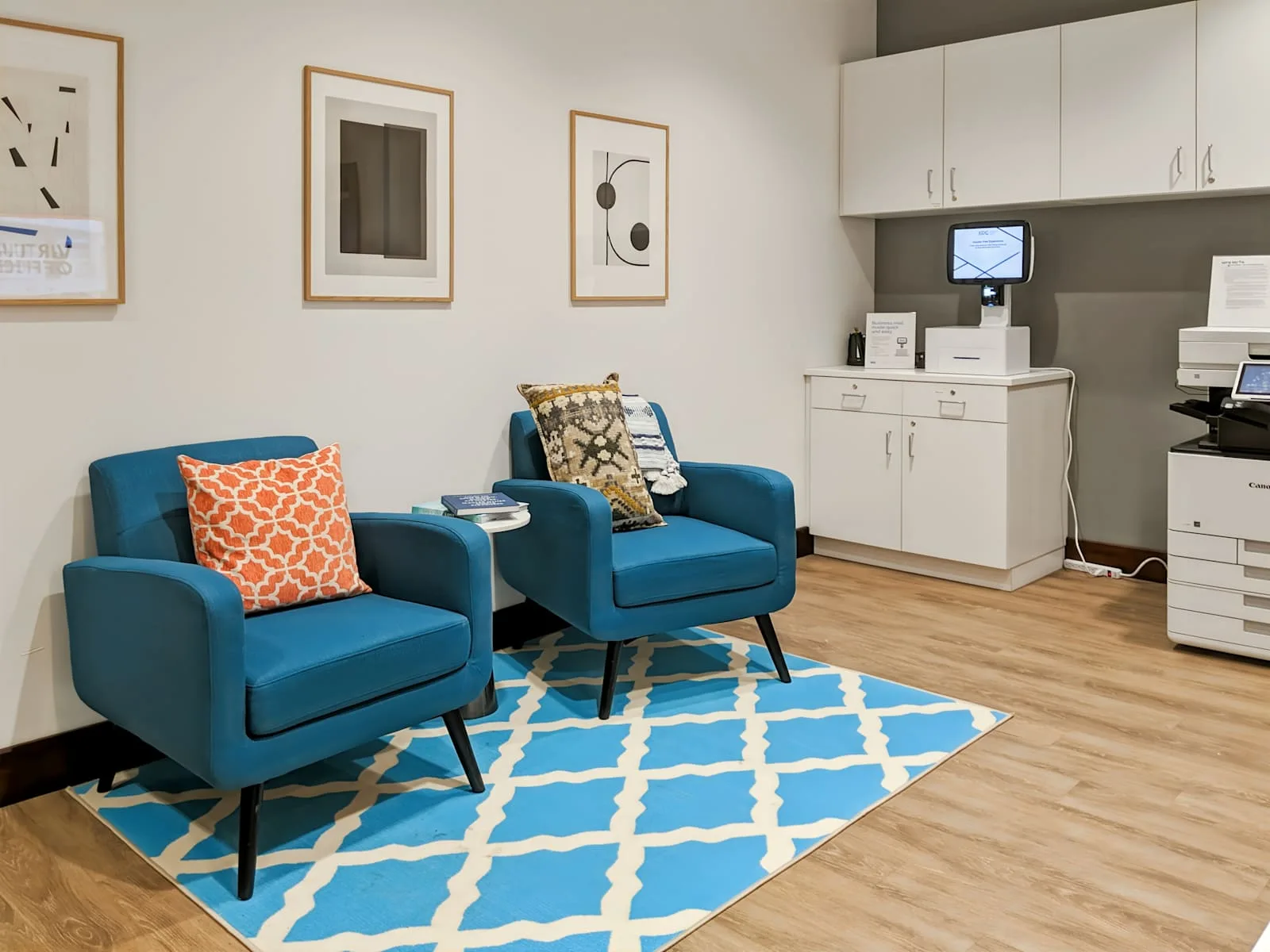 Regus ND, Fargo - 32nd Avenue, Lounge, Fargo, ND