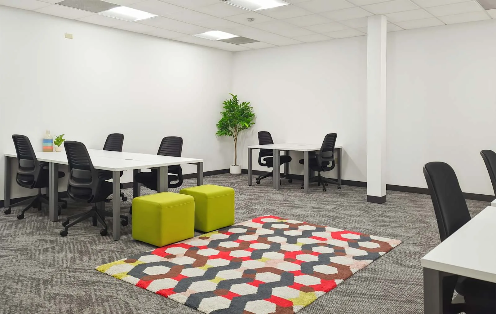 Regus NE, Bellevue - Fort Crook Rd, Open-plan office, Bellevue, NE