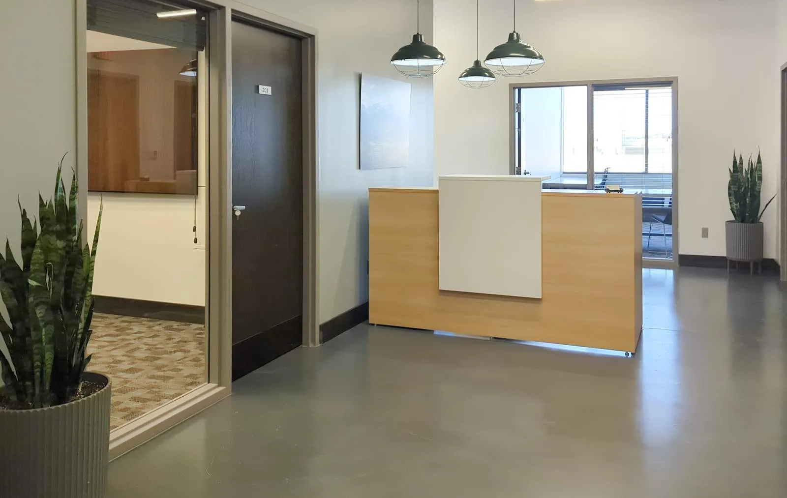 Regus NE, Omaha - S 72nd St, Reception, Omaha, NE