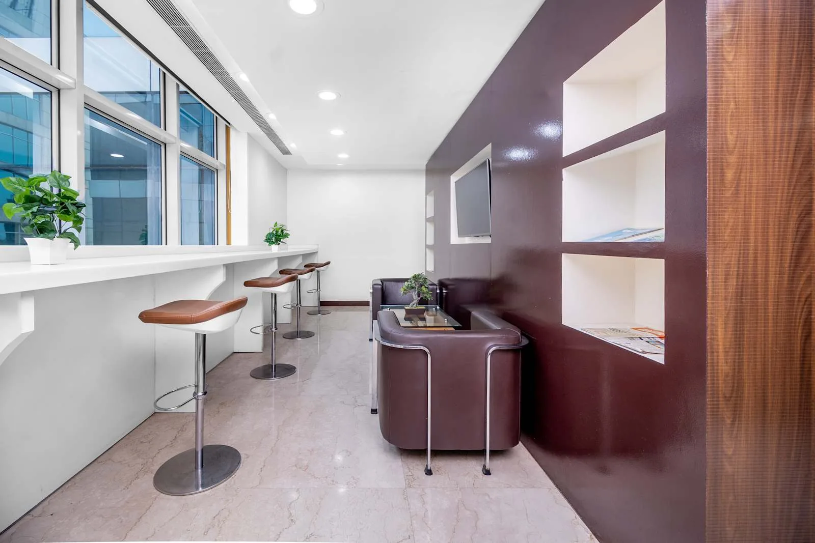 Regus NEW DELHI, Elegance, Lounge, New Delhi