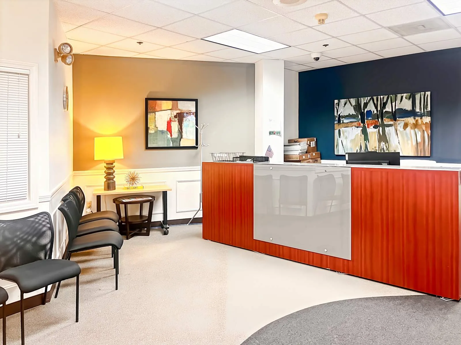 Regus LA, New Orleans - Energy Centre Building, Reception, New Orleans, LA