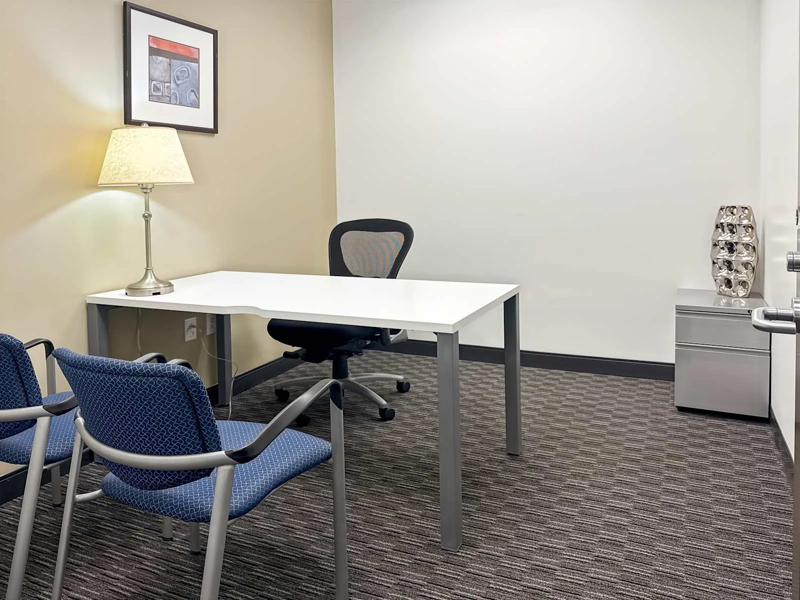 Regus LA, New Orleans - Metairie - One Lakeway, Private office, 1 desk, Metairie, LA