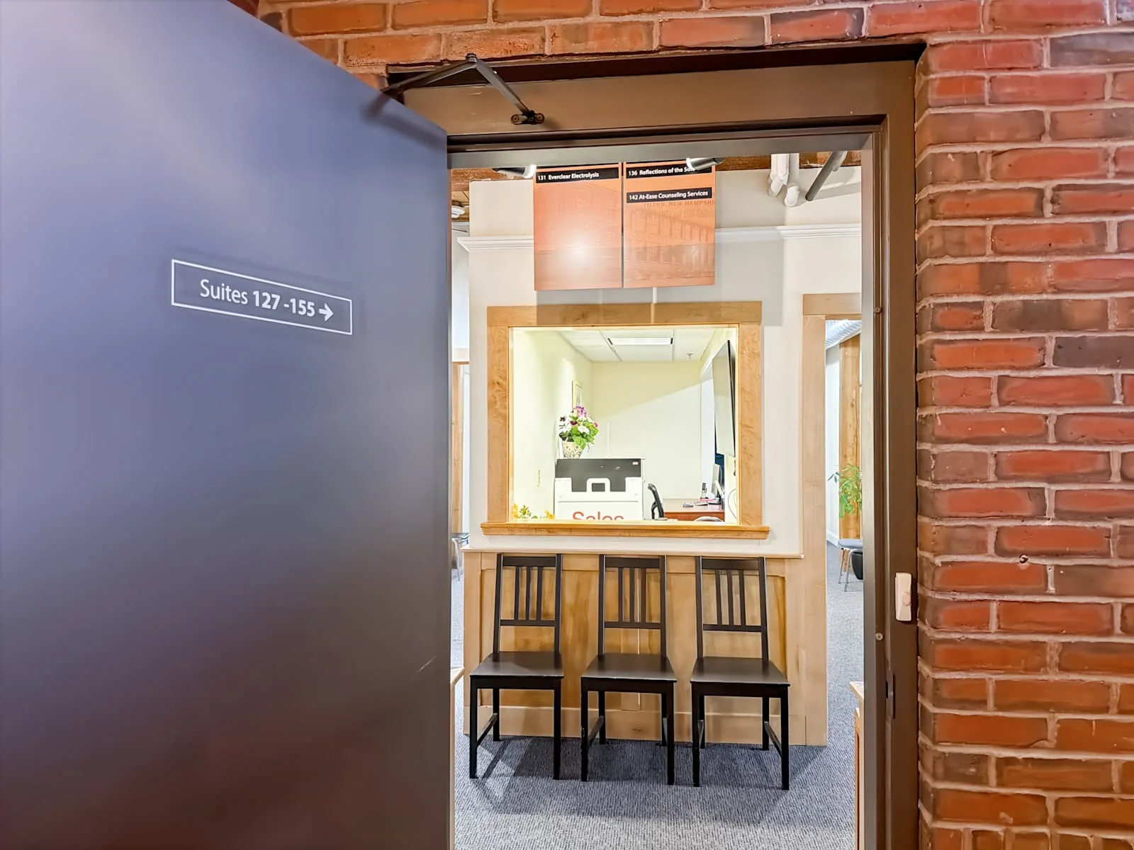 Regus NH, Tilton - W Main St, Reception, Tilton, NH