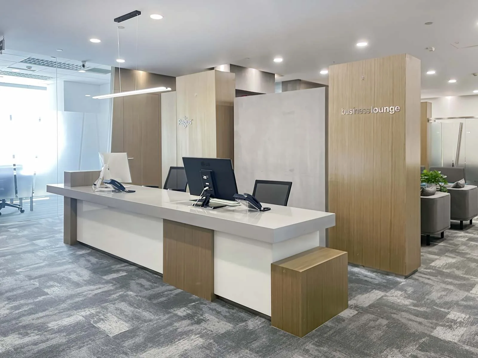 Regus NINGBO, China Life, Reception, Ningbo